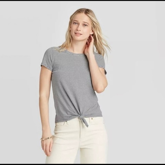 NWT Universal Thread Gray Stripe Top - Picture 1 of 7